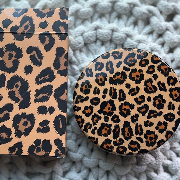 QVC POP PORTABLE LIGHTED COMPCT MAGNIFYING MIRROR NEW - Picture 7 of 8